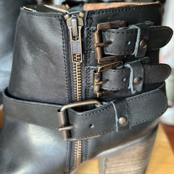 Freebird Bolo NIB Black Leather Ankle Boots - Picture 4 of 10